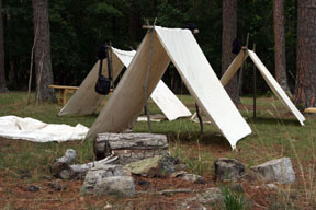 The dog tent (Photo by David Walbert, (c) 2009, CC BY-NC-SA 2.5)