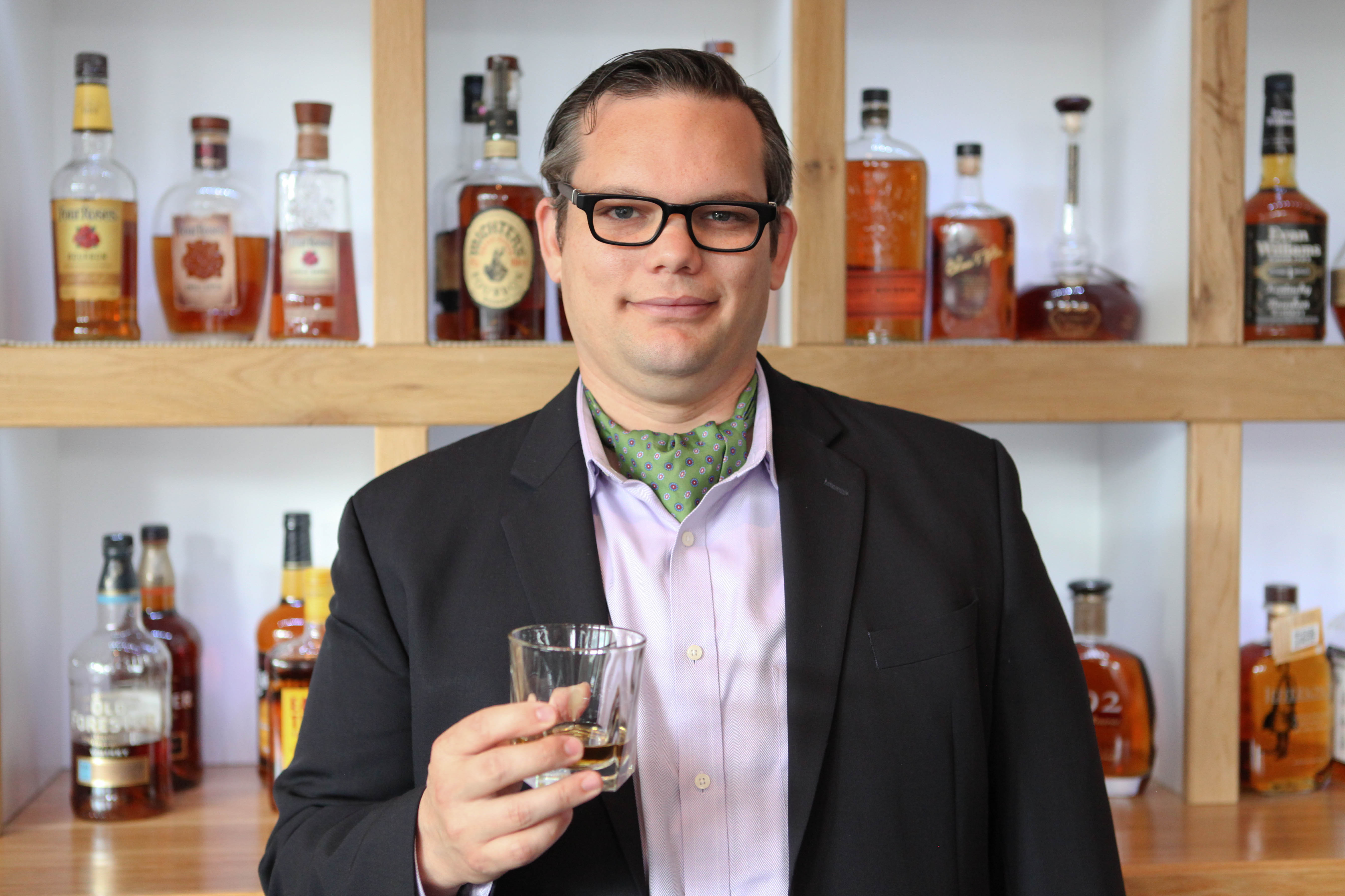 Kentucky Live! presents Fred Minnick on “Bourbon The Rise, Fall, and